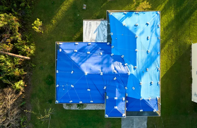 bâche professionnelle pour toiture