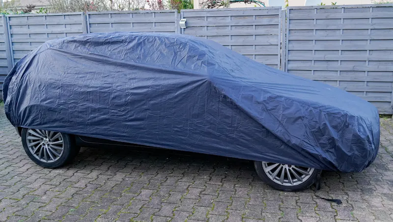 bâche de protection pour voiture