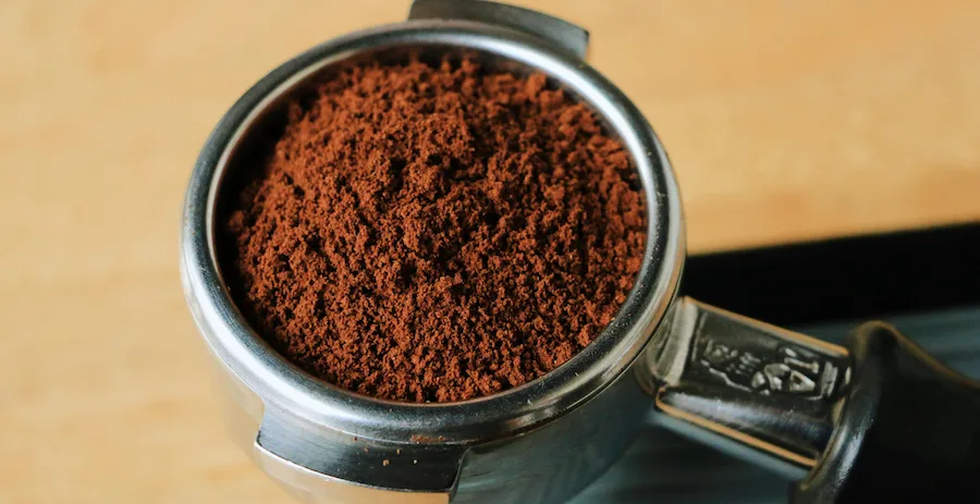 séchage marc café pour jardin