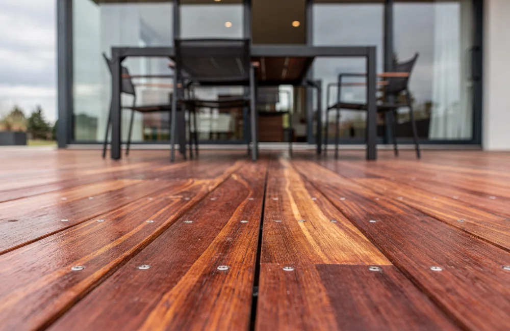 terrasse bois meranti